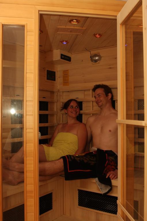 Camping Oase Praha Otel Zlatníky Dış mekan fotoğraf