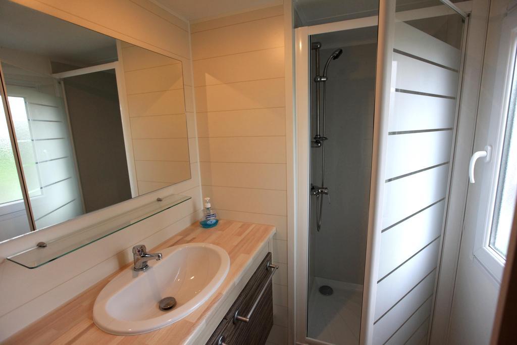 Camping Oase Praha Otel Zlatníky Oda fotoğraf