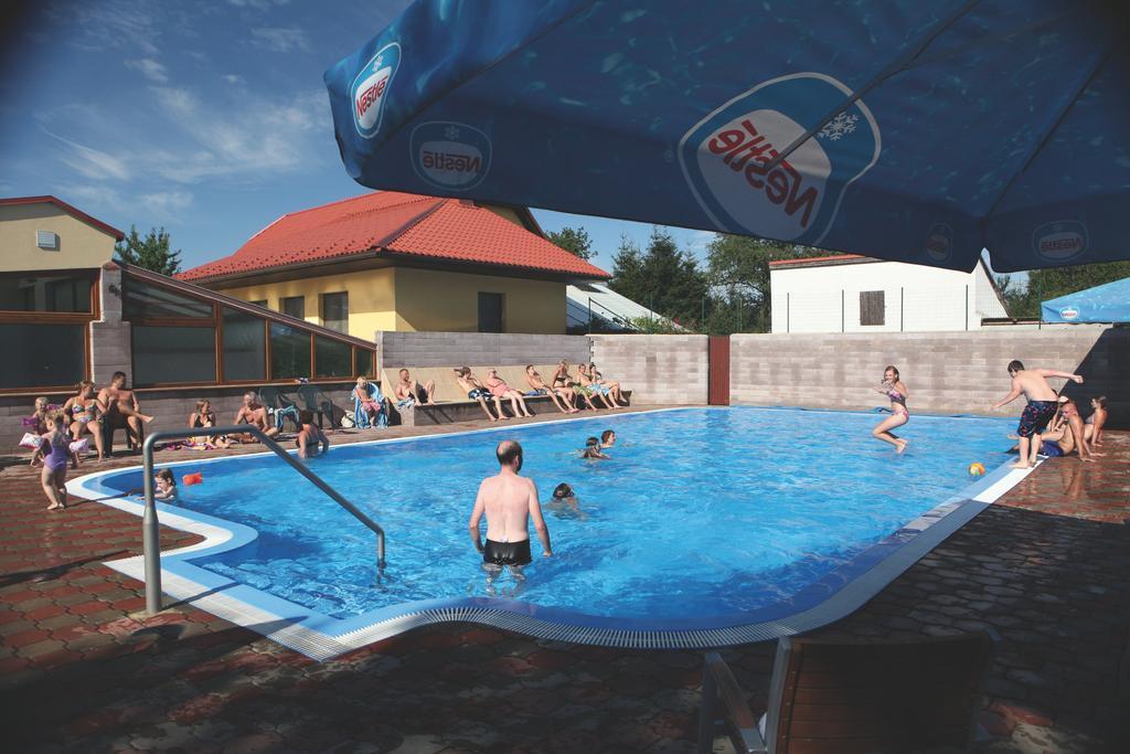 Camping Oase Praha Otel Zlatníky Dış mekan fotoğraf