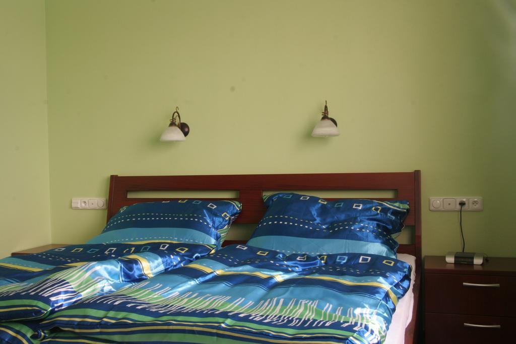 Camping Oase Praha Otel Zlatníky Oda fotoğraf